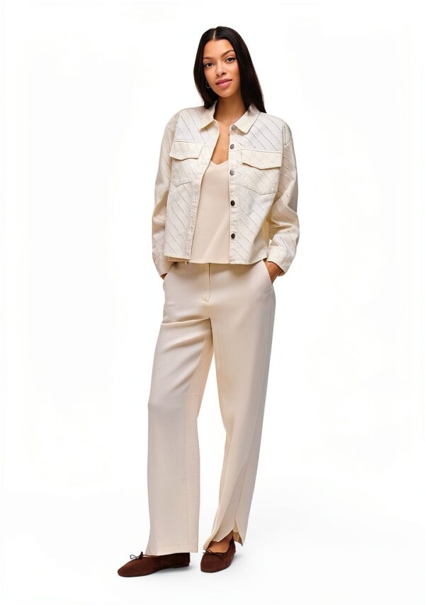 Giacca denim Vila ricamata donna tessuto resistente look-4